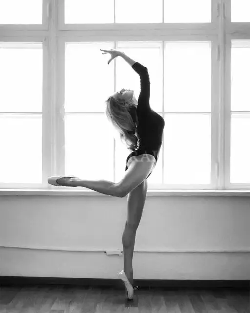 3479059854 Victoria 83927