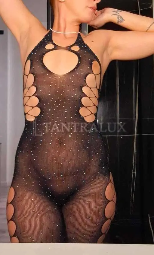 3532152632 Christina 41330