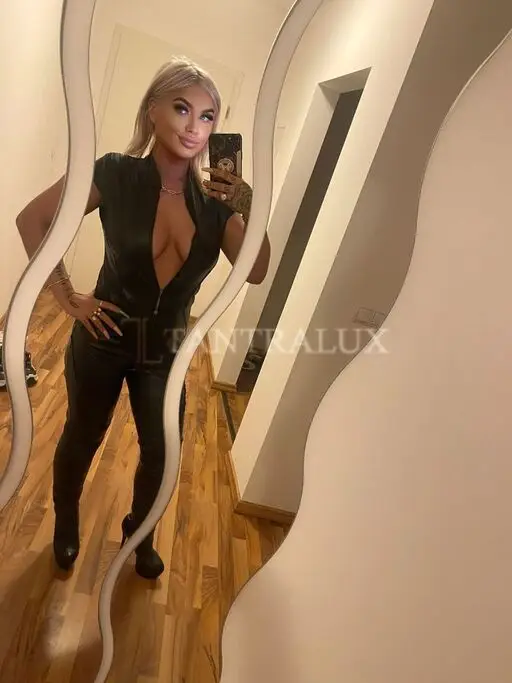 3925670777 Sofia 84805