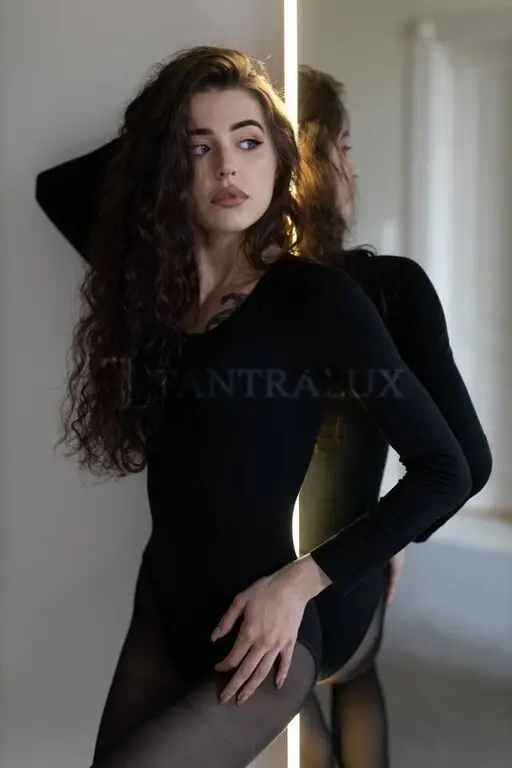 Escort 738620859 Rose 52802