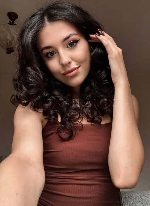 738620859 Rose 97525