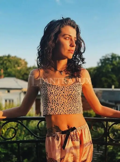 738620859 Rose 97531